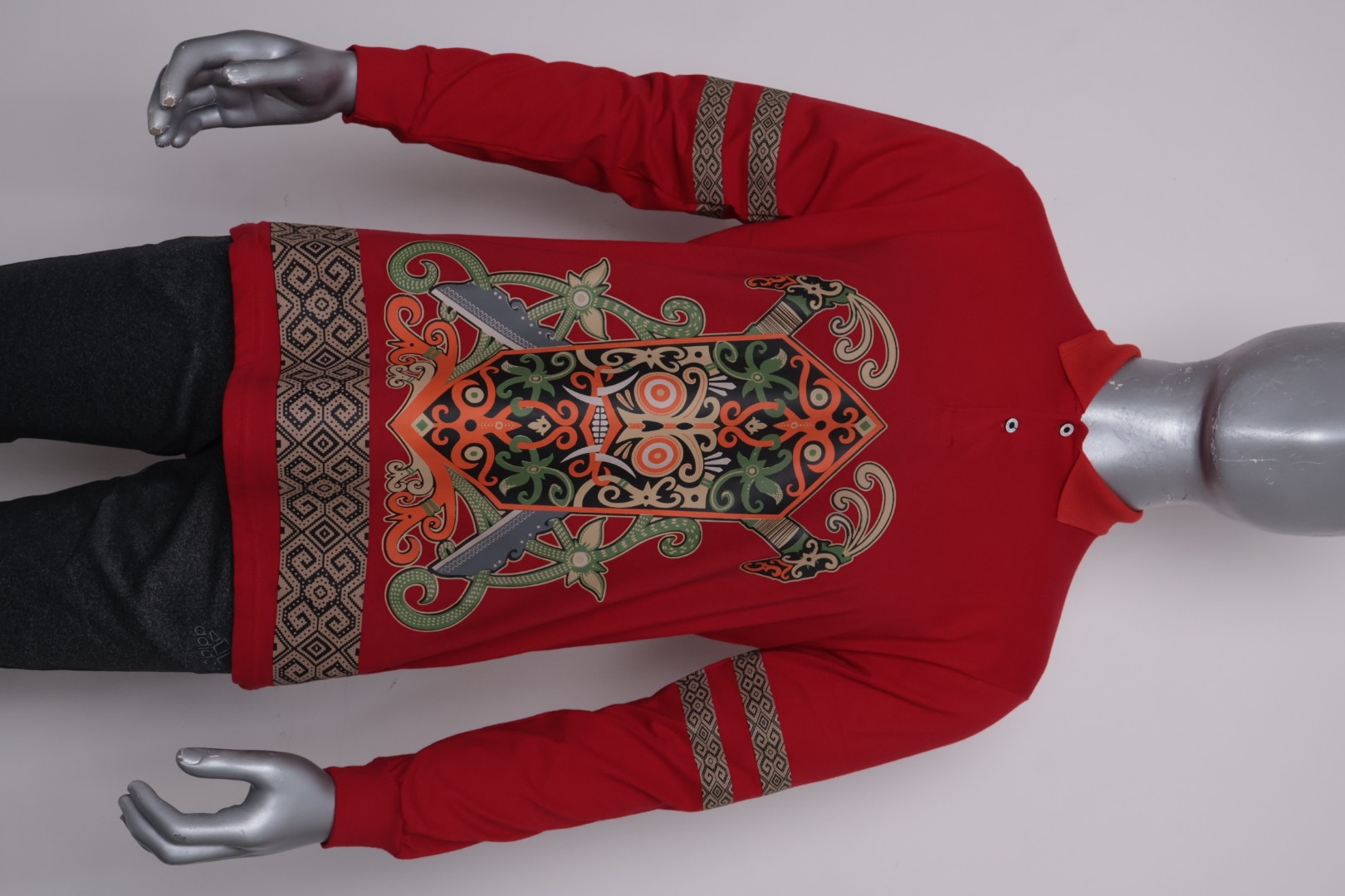 Polo Dayak Talawang Mandau Abdul Combed 24s Merah Cabe (Panjang)