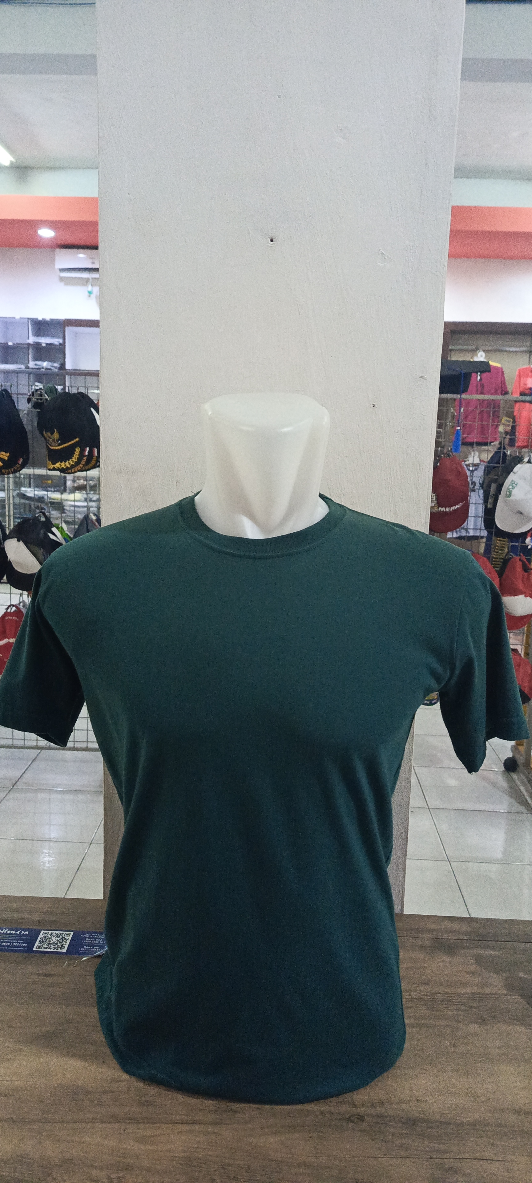 Kaos Oblong Ellanor Combed 24s Hijau Botol (Pendek)